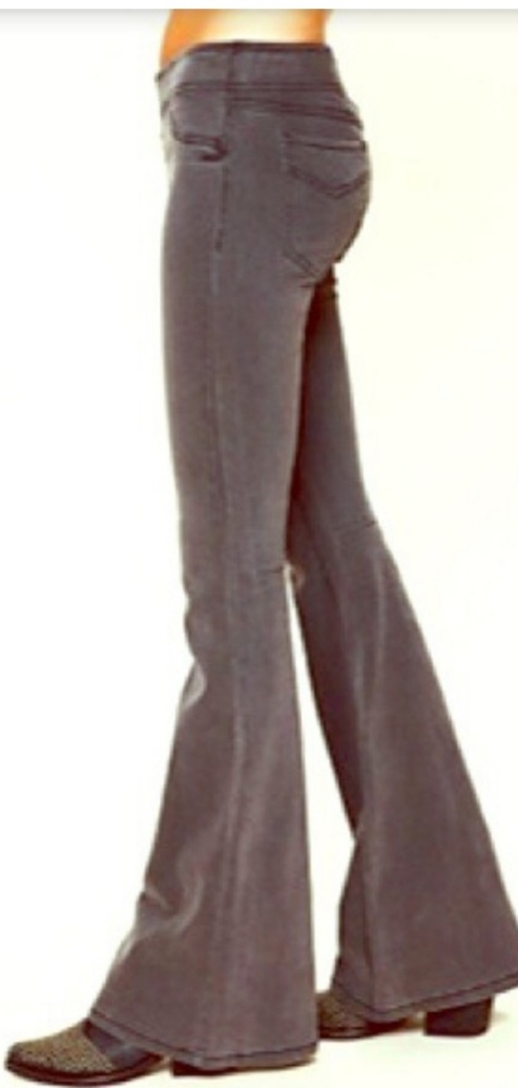 Free people pull on kick flare Jeans